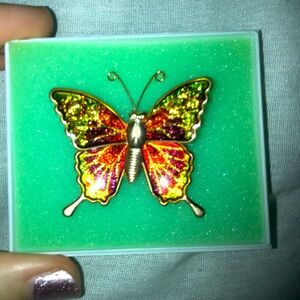 🦋Vintage Buteerfly Brooch Pin | Beautiful Sparkly Throwback Piece | New in Case